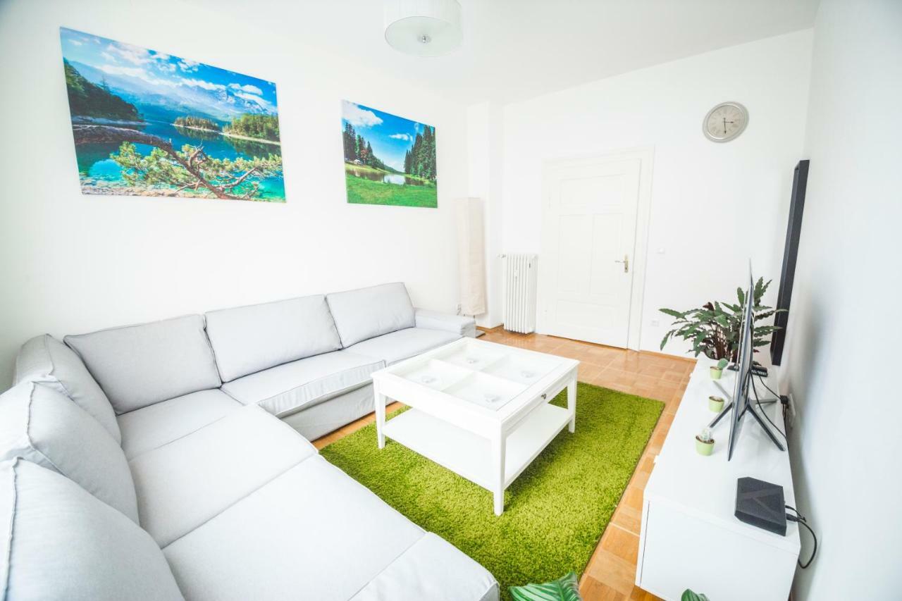 Ferienwohnung Alpi Garmisch-Partenkirchen Exteriör bild